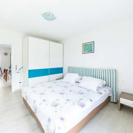 Διαμέρισμα Ada 2 Povlja (Brac)